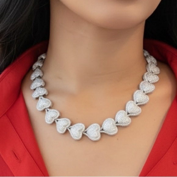 no brand Jewelry - Heart necklace 16inch